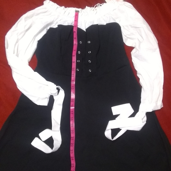 Gothic Off the Shoulder Lace Up Waist Dress - Picture 6 of 15